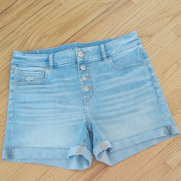 American Eagle Curvy Midi Light Blue Denim Shorts - Picture 1 of 12